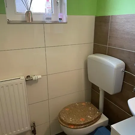 #6 Mit Gemeinschaftsbad Homestay